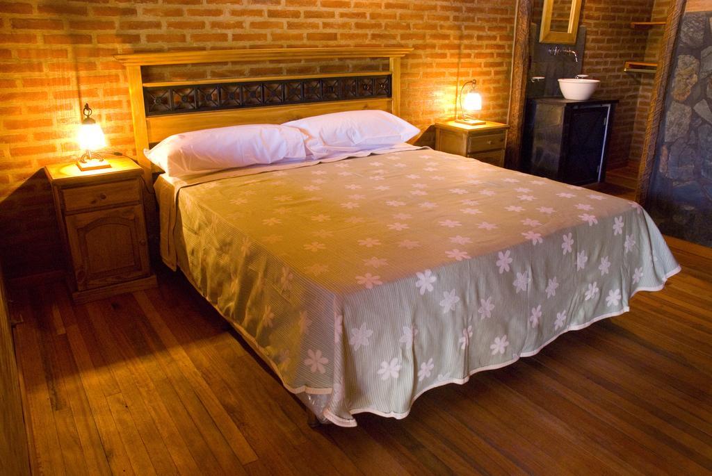 Lauquen Pilmaiquen Y Spa 메를로 외부 사진